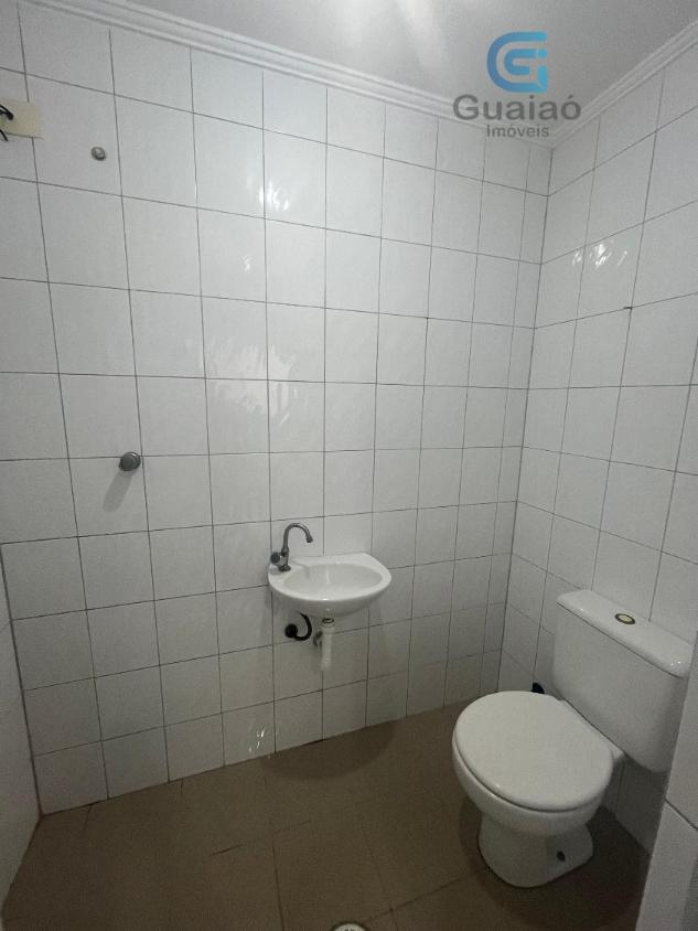 Apartamento para alugar com 3 quartos, 130m² - Foto 19