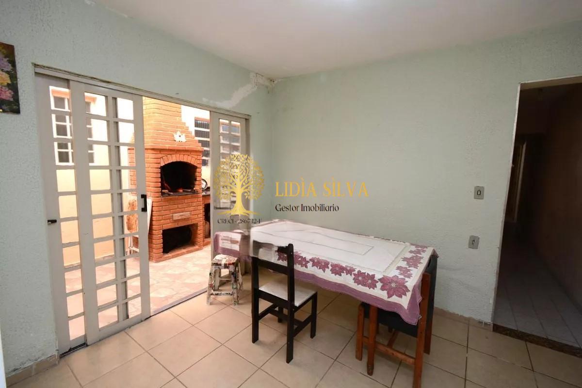 Casa à venda com 5 quartos, 300m² - Foto 4