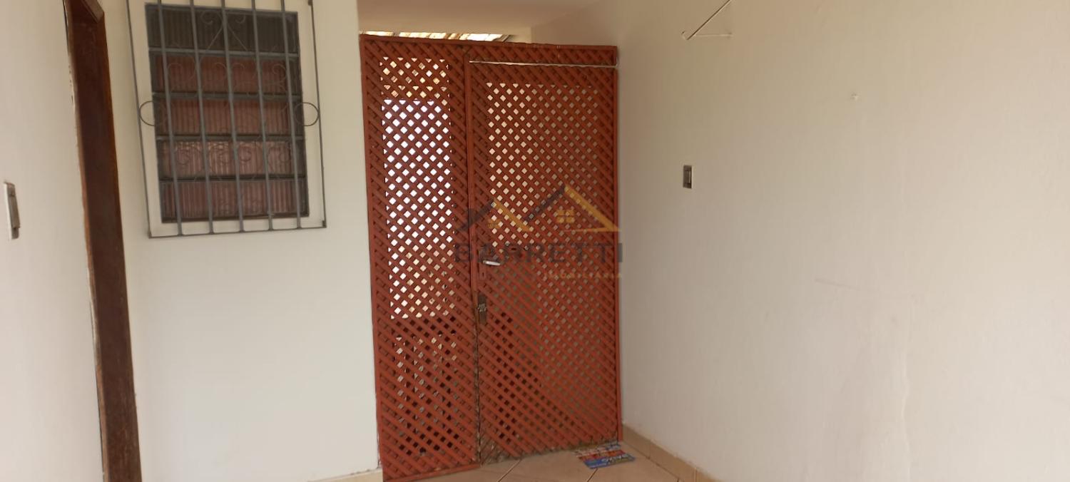 Casa para alugar com 3 quartos, 120m² - Foto 2