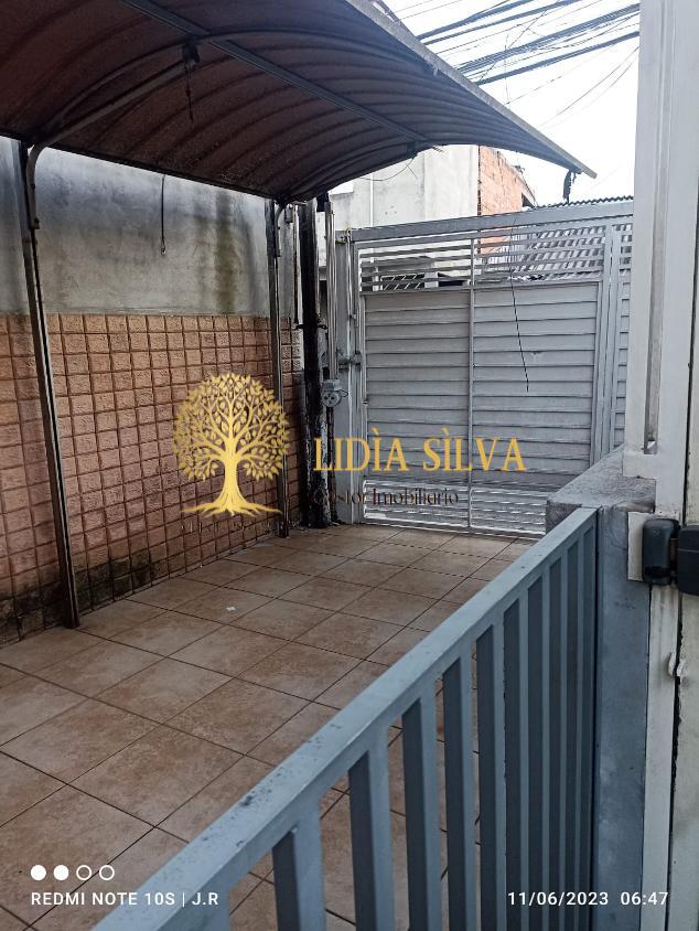 Casa à venda com 2 quartos, 99m² - Foto 1