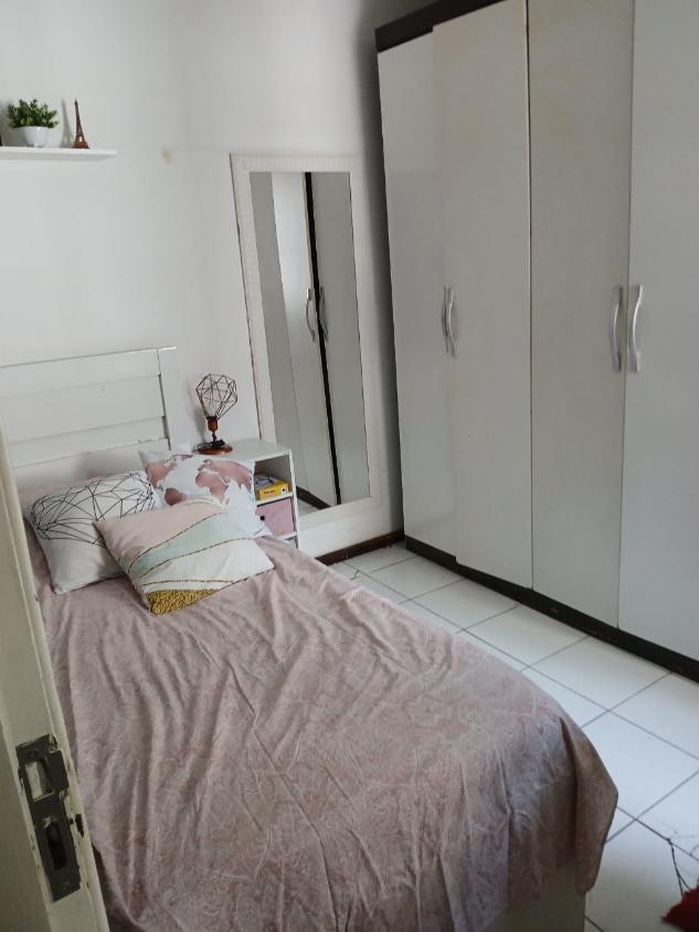 Casa de Condomínio à venda com 3 quartos, 100m² - Foto 4