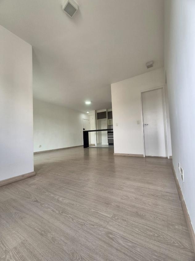 Apartamento à venda com 3 quartos, 83m² - Foto 7