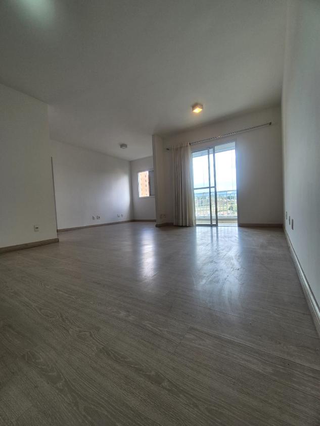 Apartamento à venda com 3 quartos, 83m² - Foto 11