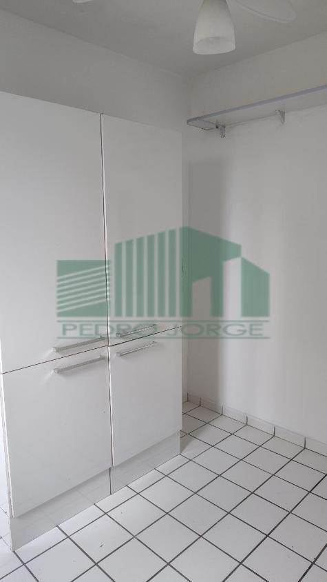 Apartamento à venda com 3 quartos, 60m² - Foto 12