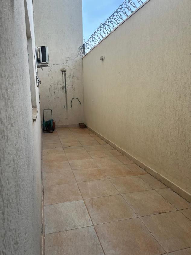 Apartamento à venda com 2 quartos, 65m² - Foto 1