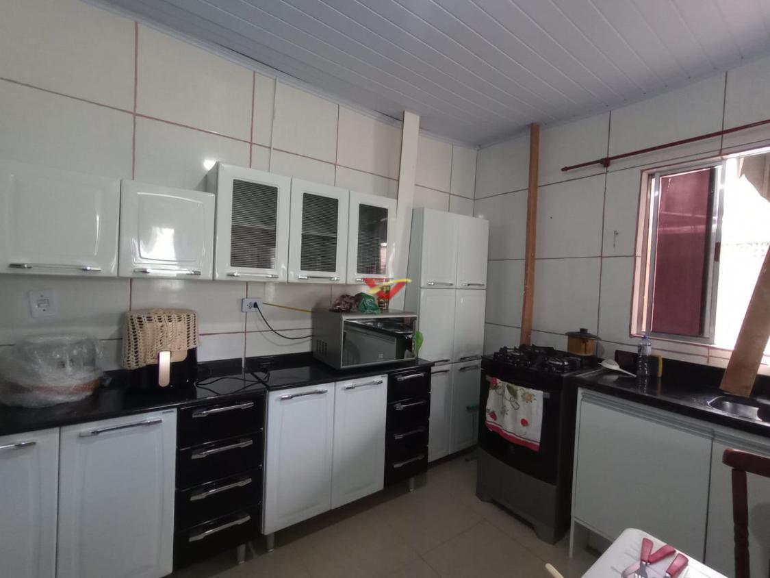 Casa à venda com 2 quartos, 297m² - Foto 11