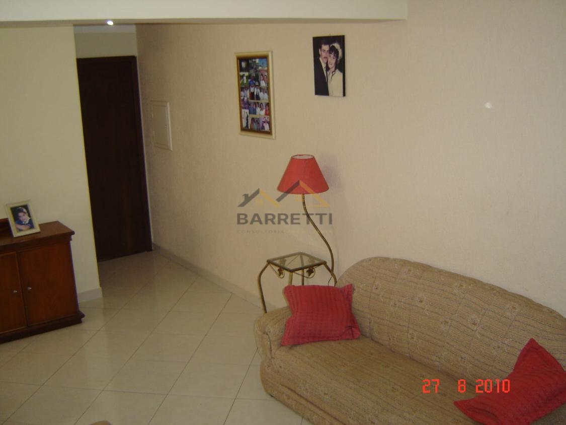 Apartamento à venda com 3 quartos, 87m² - Foto 2