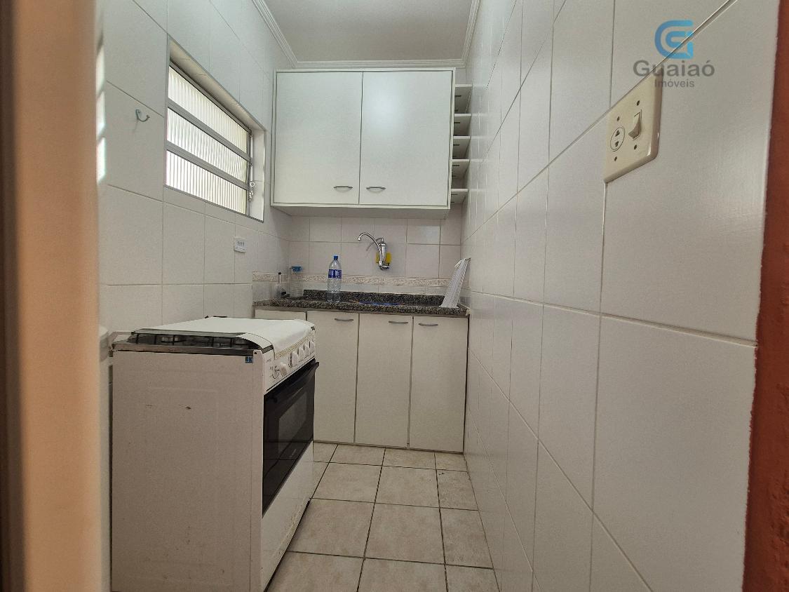 Apartamento à venda com 1 quarto, 33m² - Foto 2