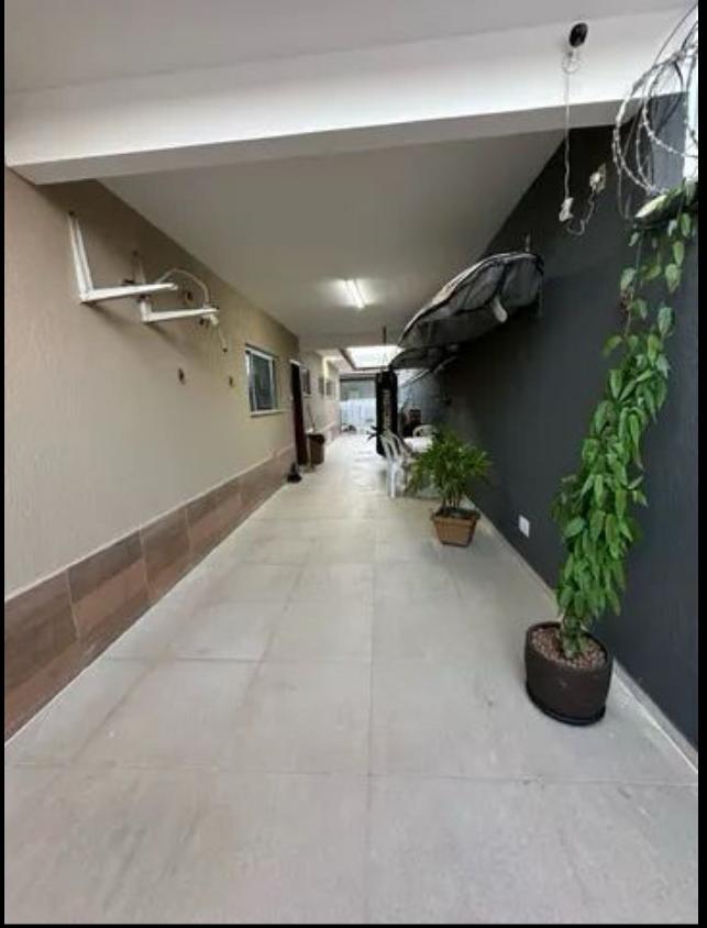 Casa à venda com 4 quartos, 320m² - Foto 3