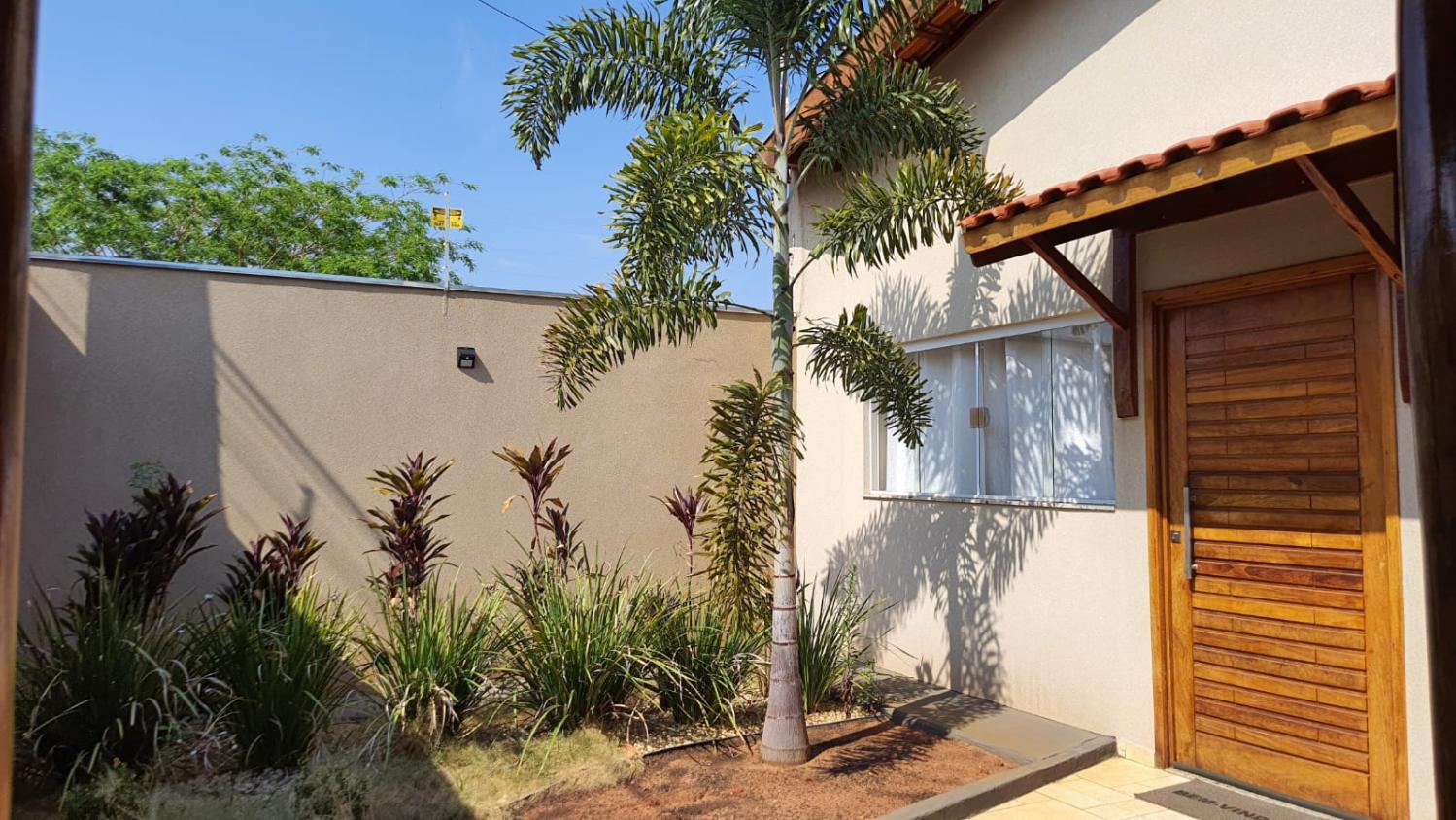 Casa, 1 quarto, 210 m² - Foto 1