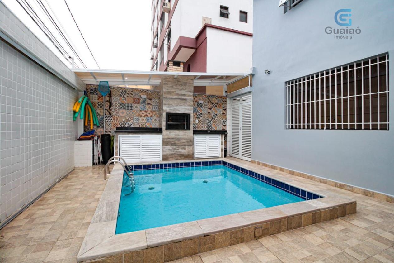 Sobrado à venda com 3 quartos, 150m² - Foto 1