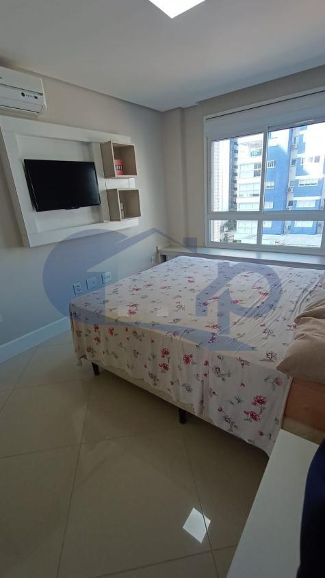 Apartamento à venda com 3 quartos, 105m² - Foto 19