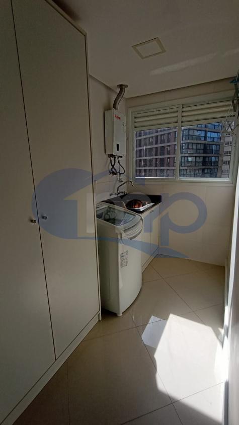 Apartamento à venda com 3 quartos, 105m² - Foto 14