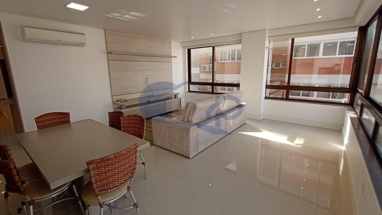 Apartamento à venda com 3 quartos, 114m² - Foto 2