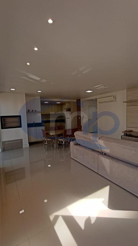 Apartamento à venda com 3 quartos, 114m² - Foto 3