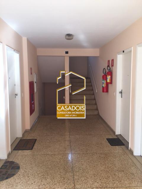 Apartamento à venda com 2 quartos, 65m² - Foto 14