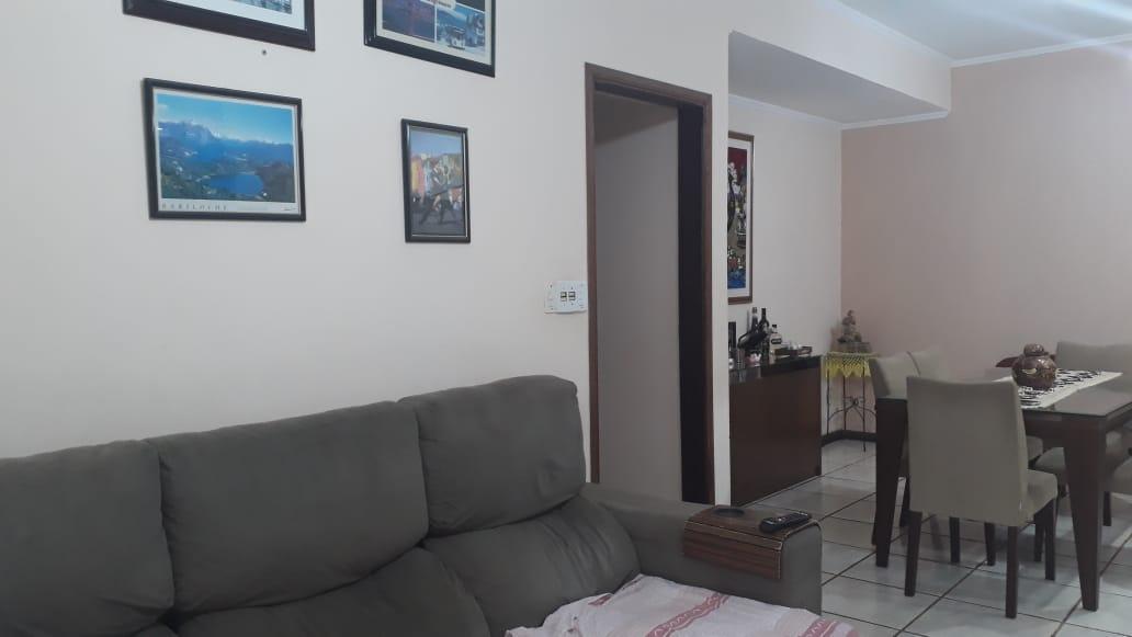 Apartamento à venda com 3 quartos - Foto 5