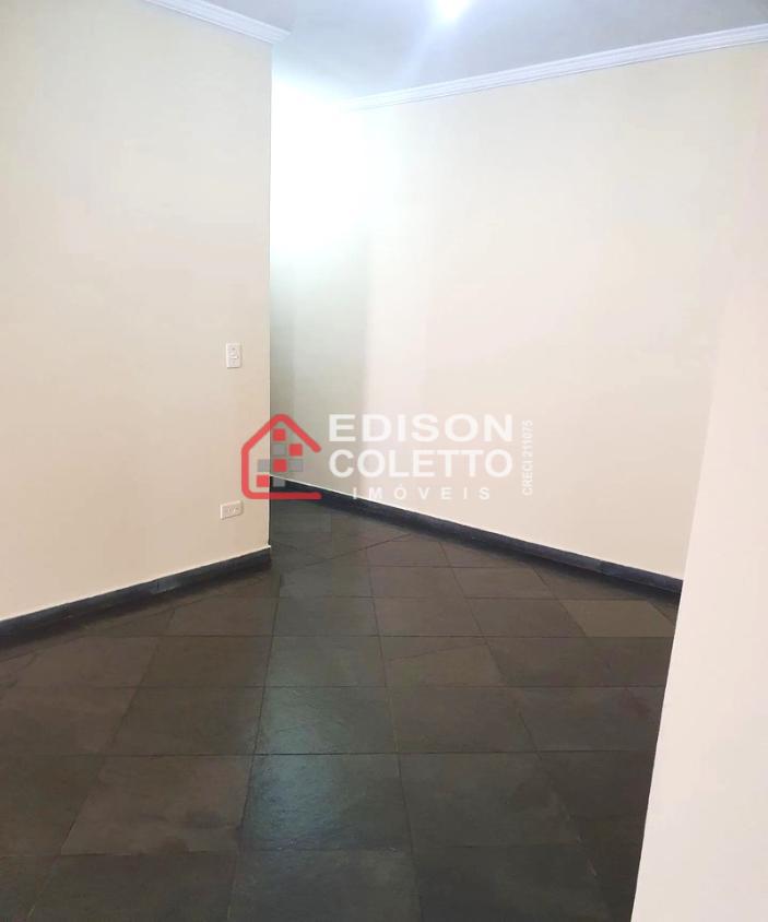 Apartamento à venda com 2 quartos, 67m² - Foto 5