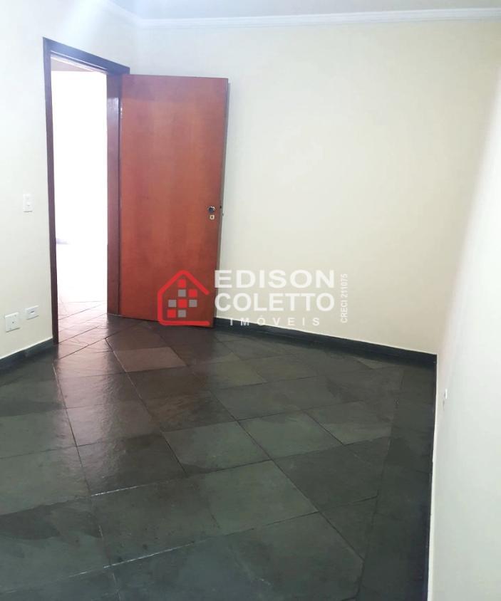 Apartamento à venda com 2 quartos, 67m² - Foto 8