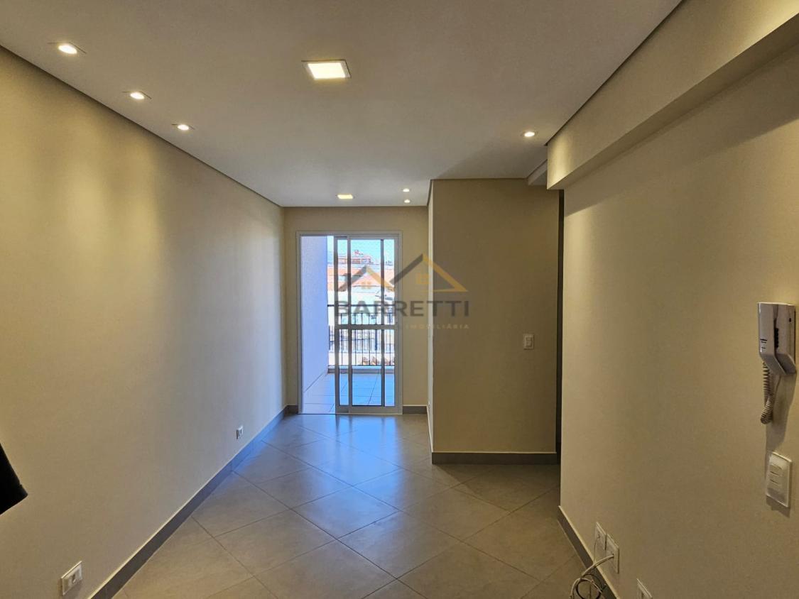 Apartamento à venda com 2 quartos, 68m² - Foto 2