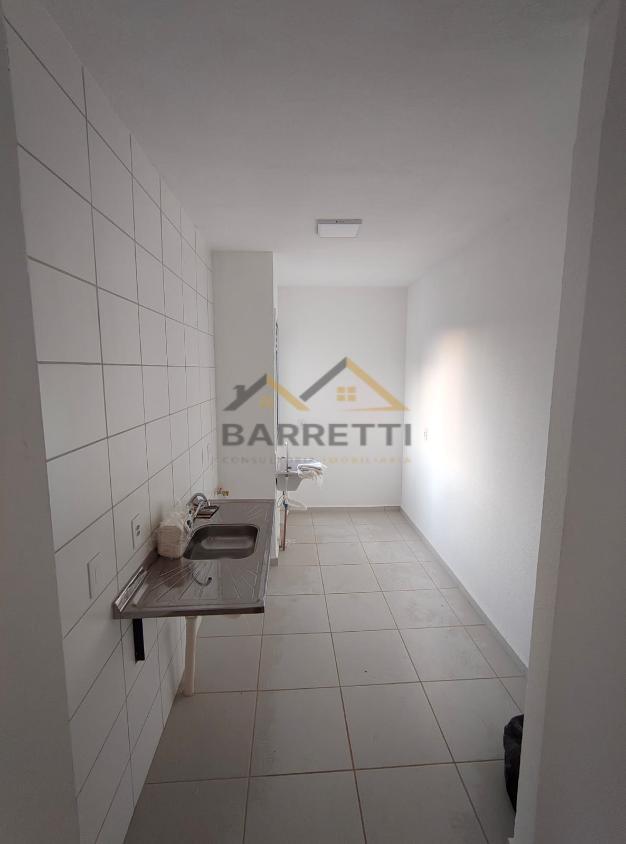 Apartamento à venda com 2 quartos, 46m² - Foto 3