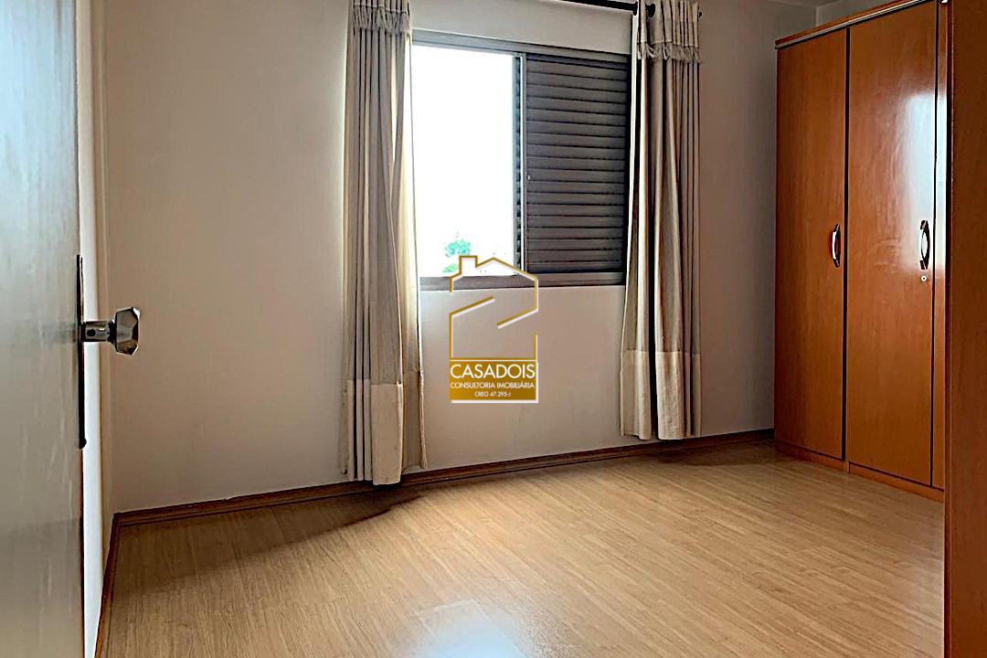 Apartamento à venda com 2 quartos, 72m² - Foto 5