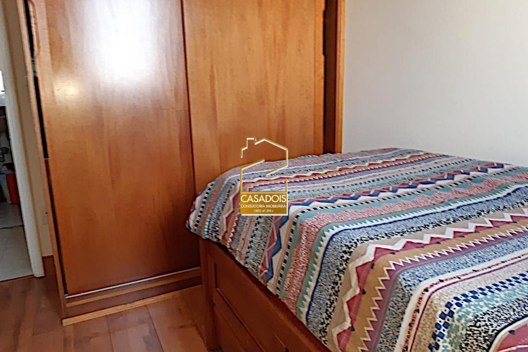 Apartamento à venda com 2 quartos, 62m² - Foto 3