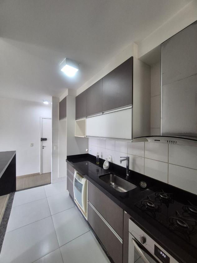 Apartamento à venda com 3 quartos, 83m² - Foto 11