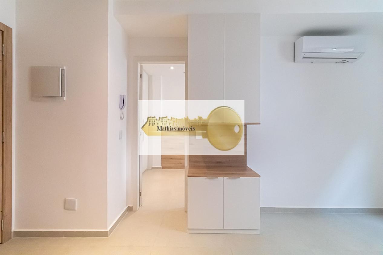 Apartamento à venda com 1 quarto, 37m² - Foto 2