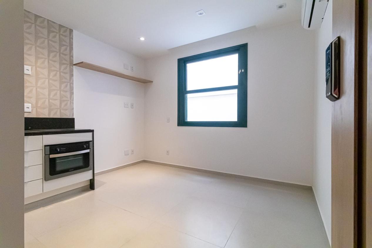 Apartamento à venda com 1 quarto, 33m² - Foto 2