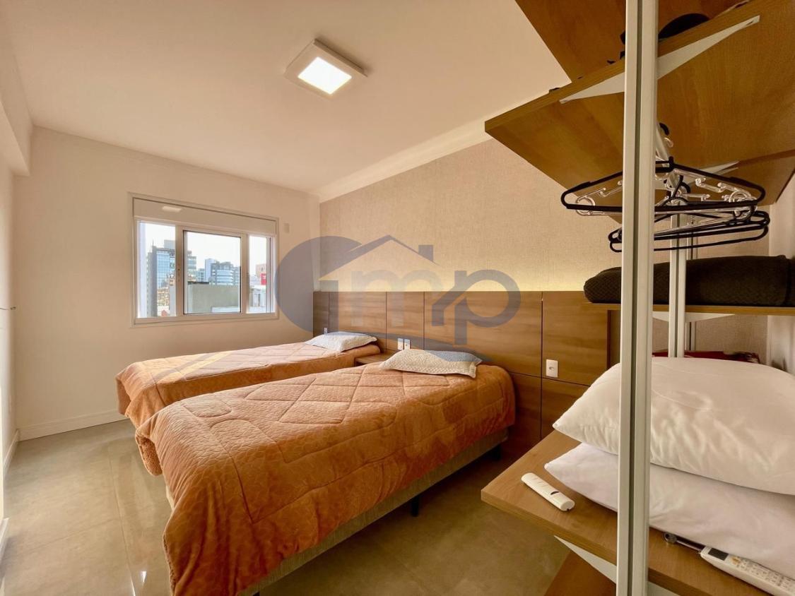 Apartamento à venda com 3 quartos, 126m² - Foto 13