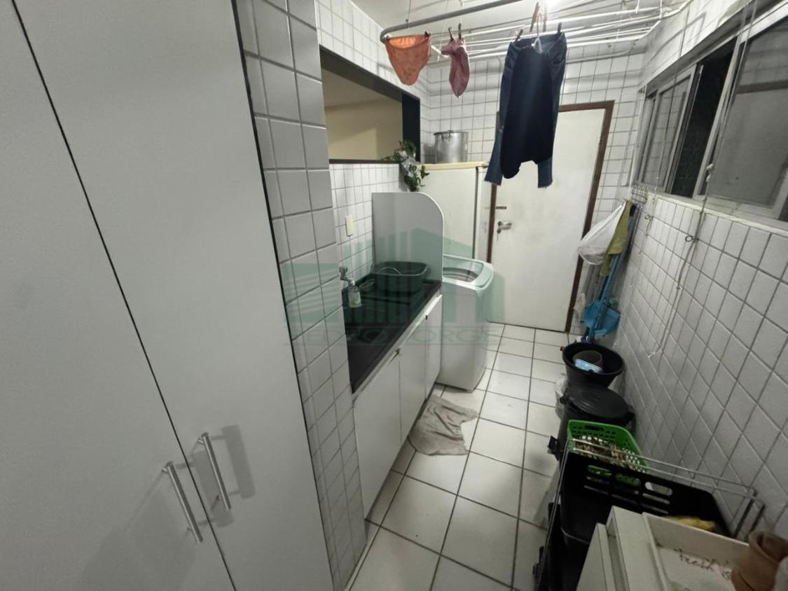 Apartamento à venda com 3 quartos, 107m² - Foto 19