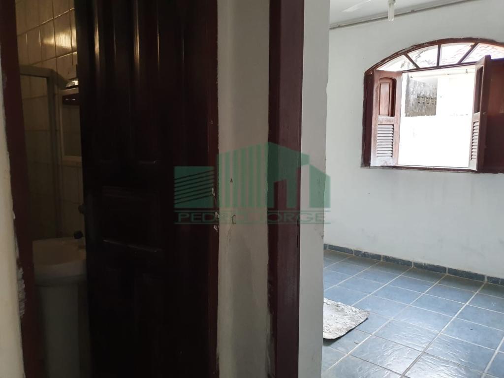 Casa à venda e aluguel com 7 quartos, 250m² - Foto 15