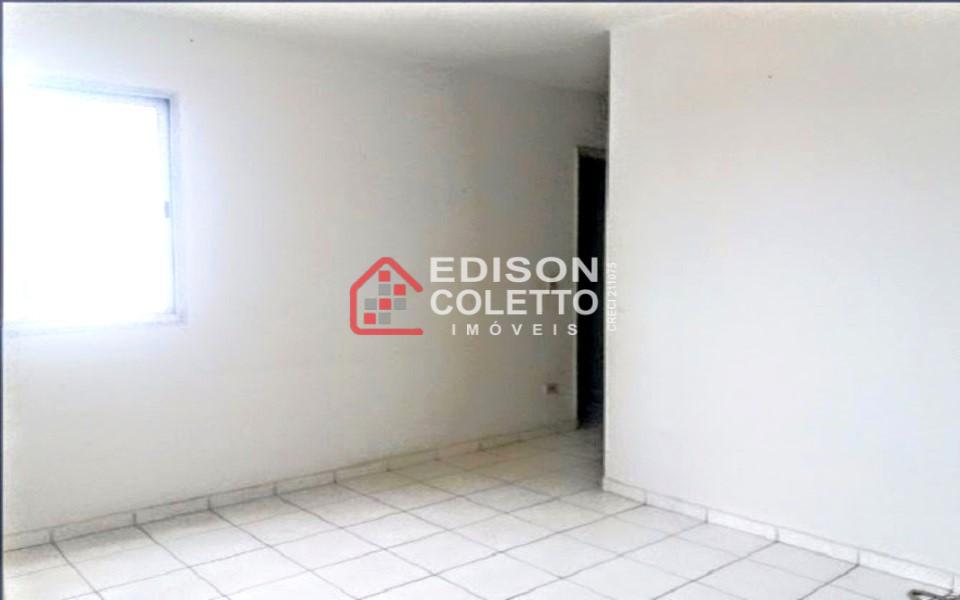 Apartamento à venda com 2 quartos, 55m² - Foto 2