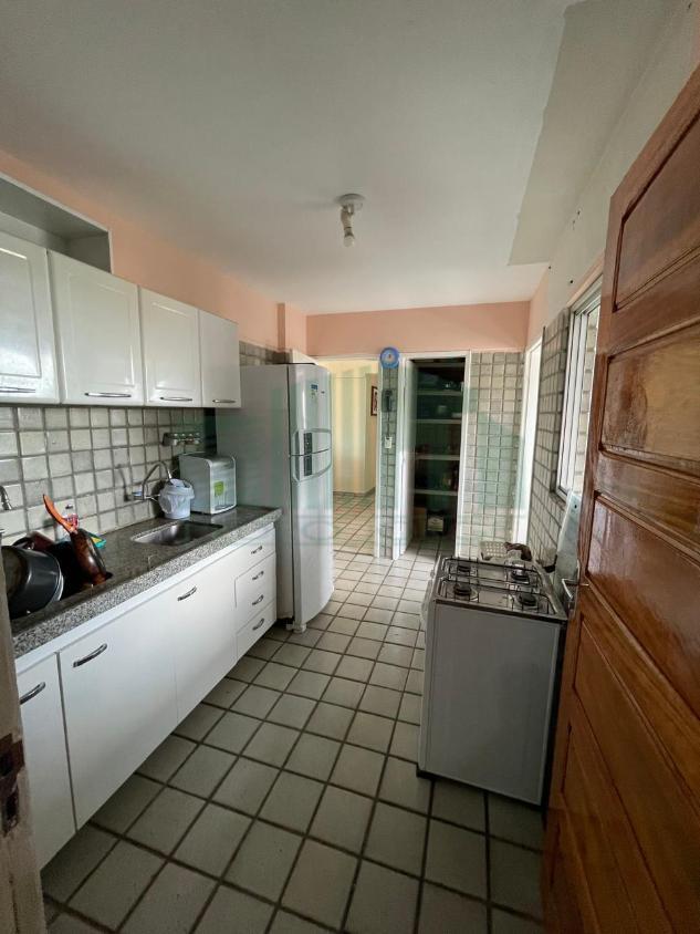 Apartamento à venda com 3 quartos, 112m² - Foto 8