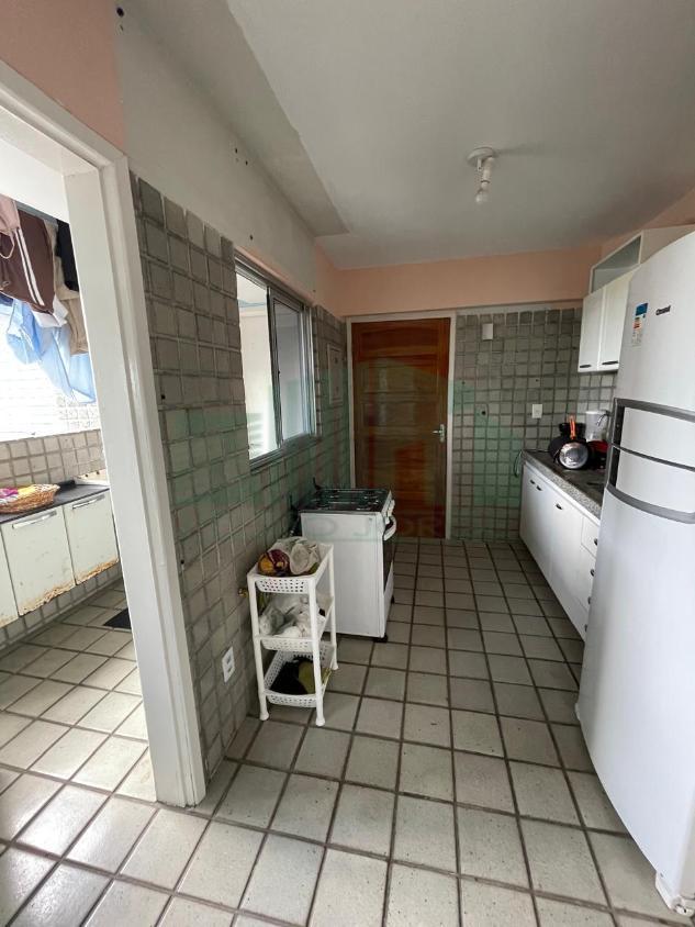 Apartamento à venda com 3 quartos, 112m² - Foto 9