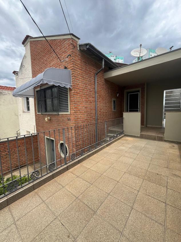 Casa à venda com 2 quartos, 170m² - Foto 8