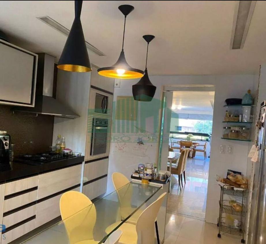 Apartamento à venda com 3 quartos, 153m² - Foto 13