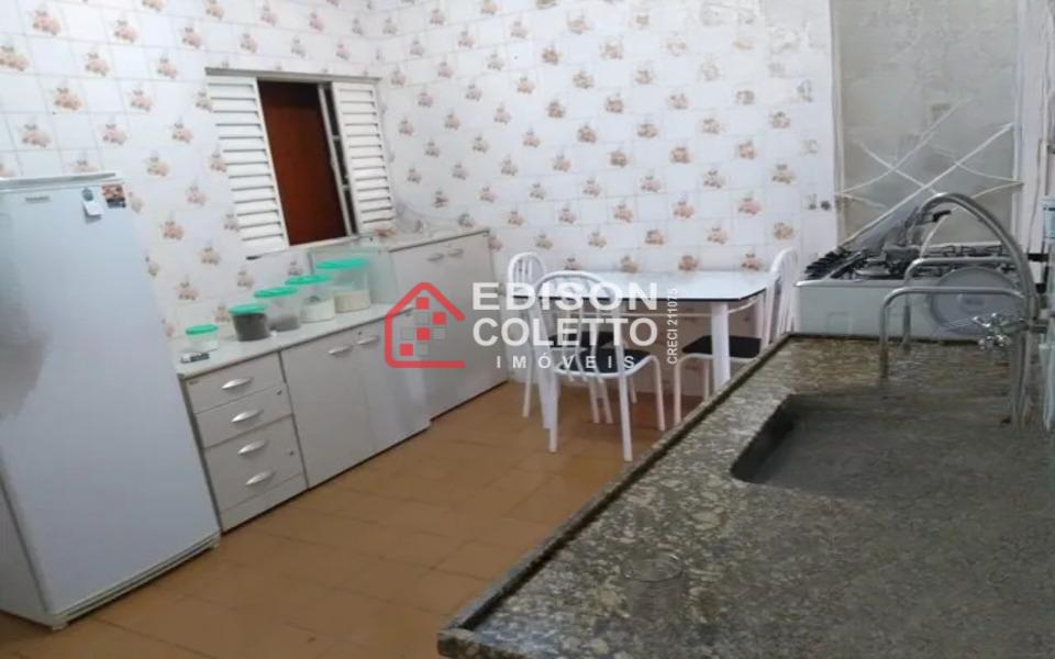 Casa à venda com 1 quarto, 46m² - Foto 11