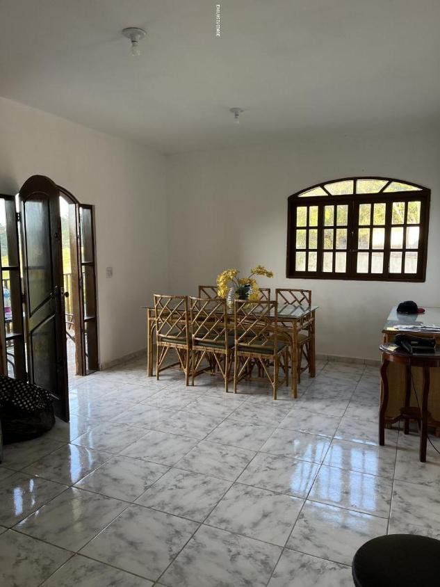 Fazenda à venda com 3 quartos, 700m² - Foto 2