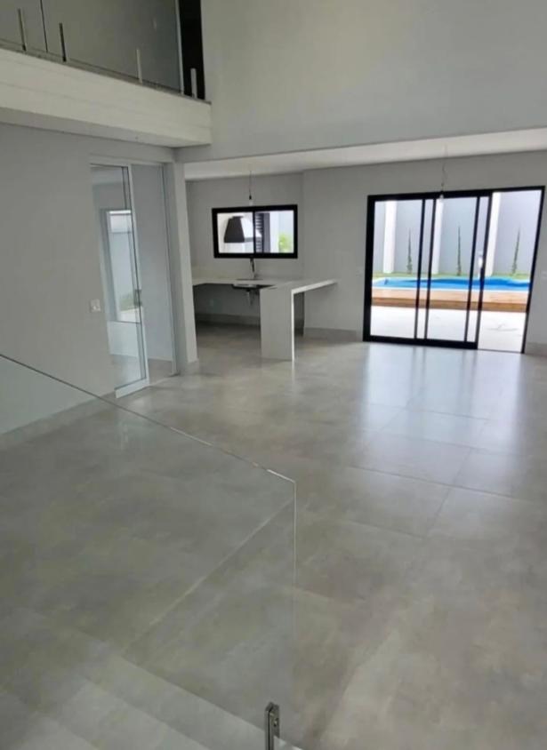 Casa de Condomínio à venda com 3 quartos, 230m² - Foto 3