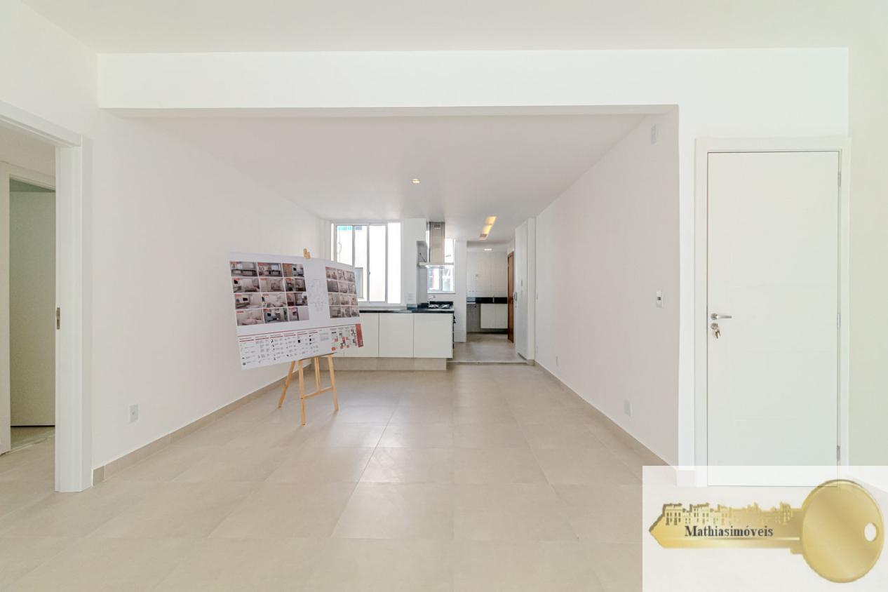 Apartamento à venda com 3 quartos, 135m² - Foto 3