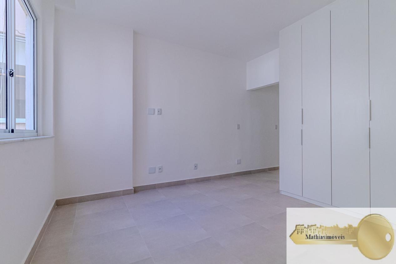 Apartamento à venda com 3 quartos, 135m² - Foto 20