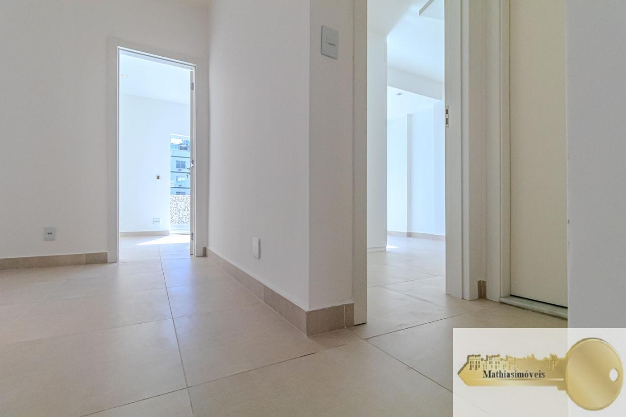 Apartamento à venda com 3 quartos, 135m² - Foto 14