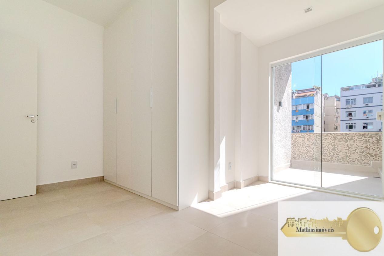 Apartamento à venda com 3 quartos, 135m² - Foto 13