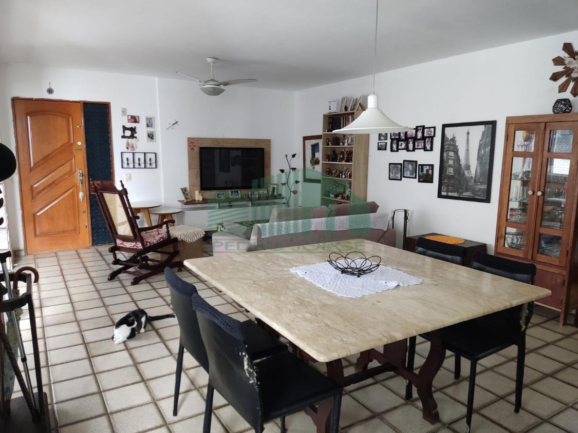 Apartamento à venda com 4 quartos, 165m² - Foto 1