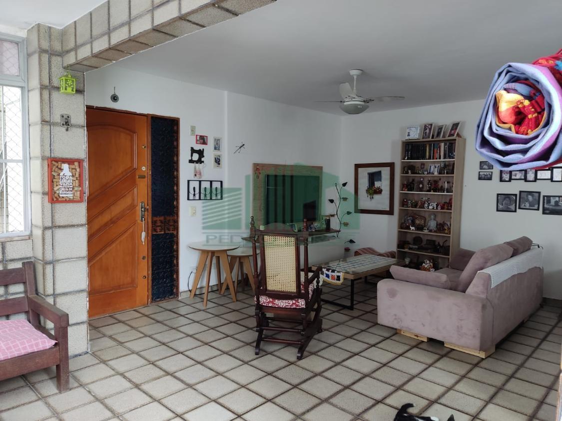 Apartamento à venda com 4 quartos, 165m² - Foto 3