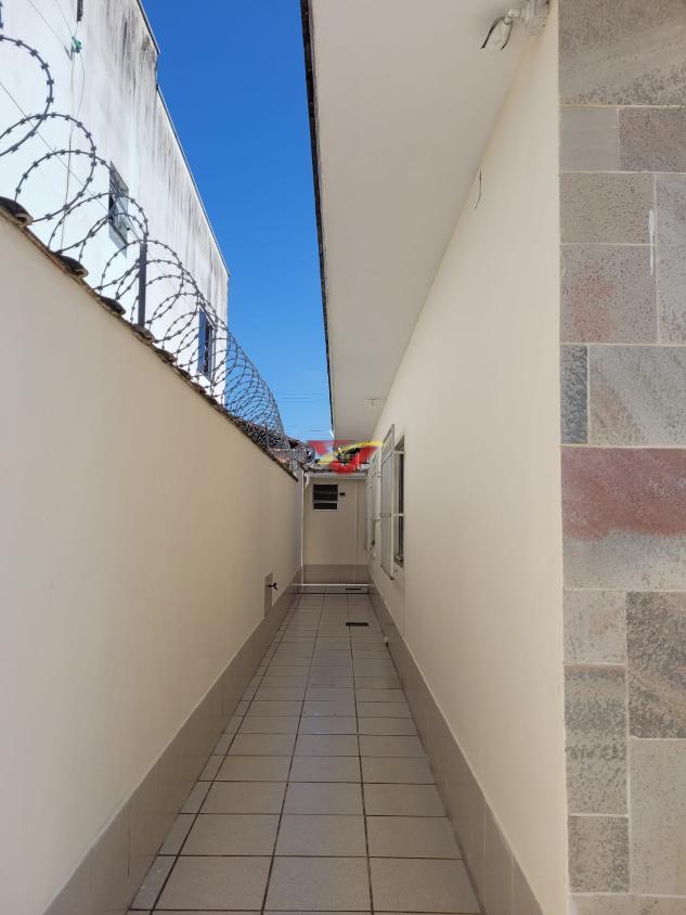 Casa à venda com 3 quartos, 130m² - Foto 10