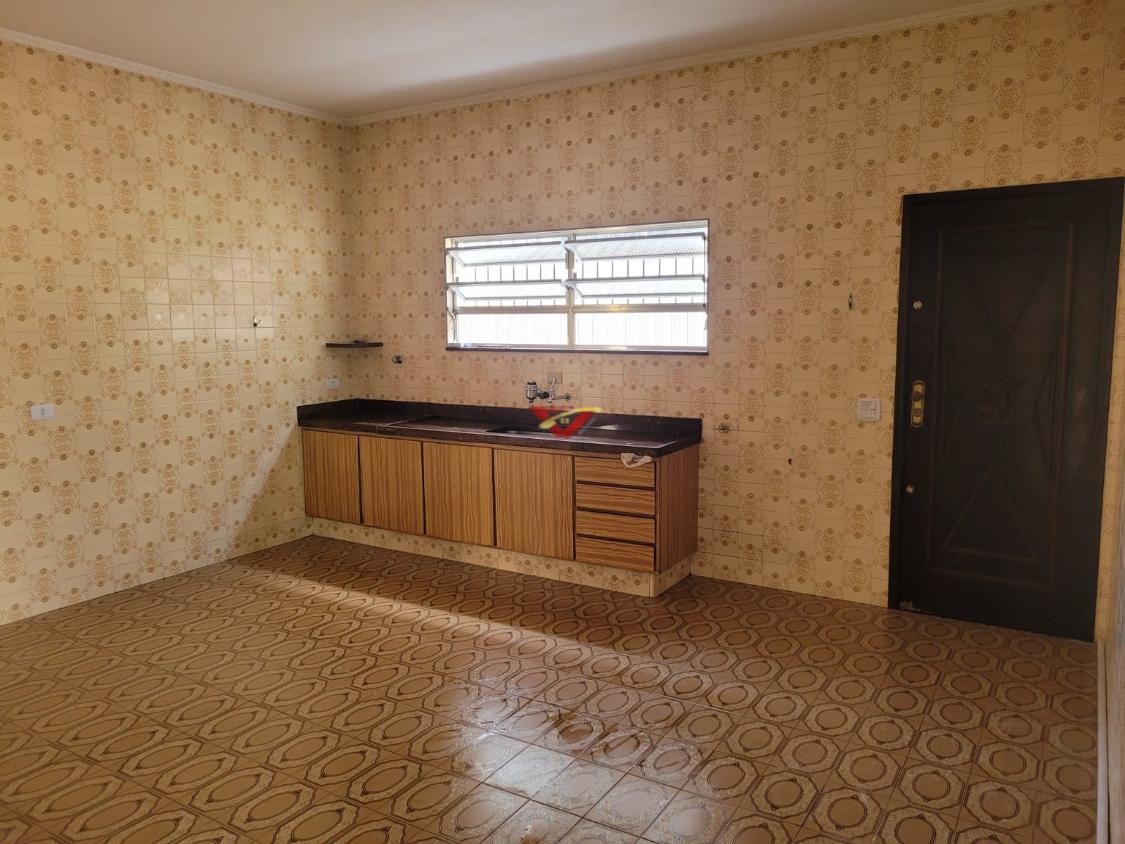 Casa à venda com 3 quartos, 130m² - Foto 15