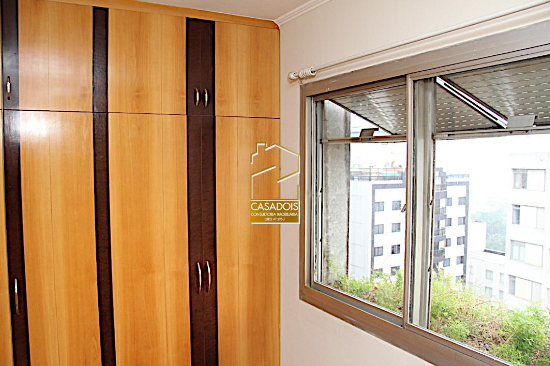 Apartamento à venda com 2 quartos, 100m² - Foto 10